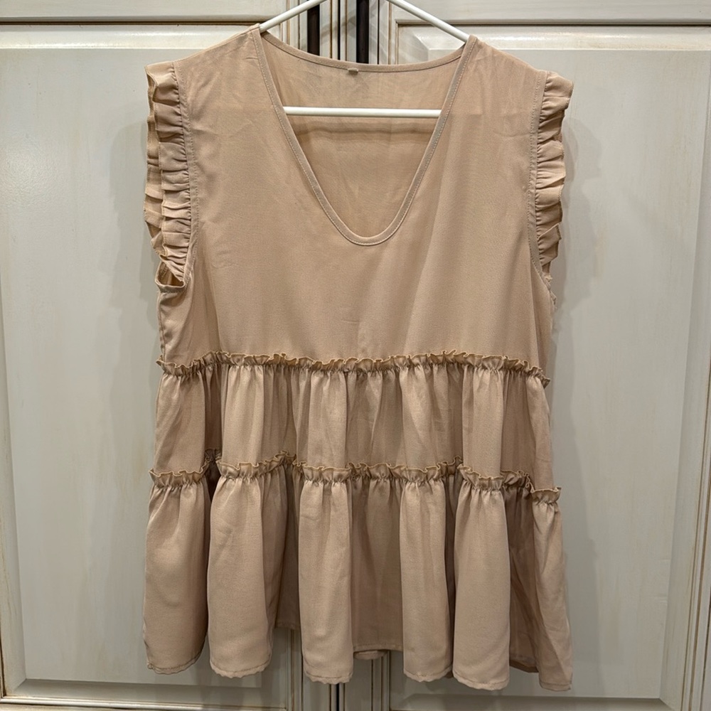 Tiered ruffle sleeveless top